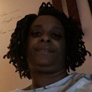 Meet your Posher, Sandy